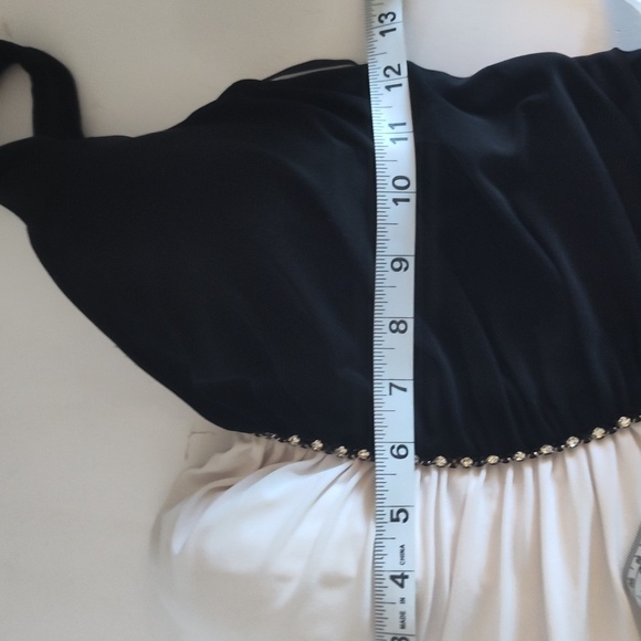 Cache Black And White Off One Shoulder  Size 6 Vintage Full Length - Picture 12 of 15